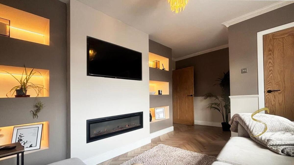 Stylish 2Bed - Manchester - Free Parking Hyde Bagian luar foto