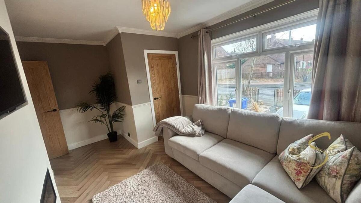 Stylish 2Bed - Manchester - Free Parking Hyde Bagian luar foto
