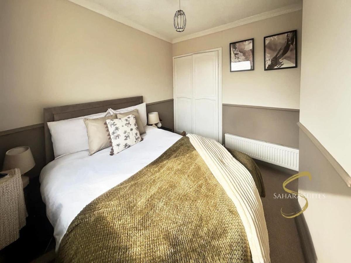 Stylish 2Bed - Manchester - Free Parking Hyde Bagian luar foto